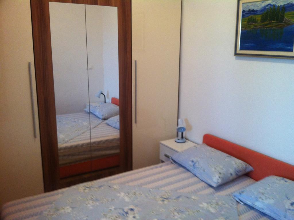 Apartment Nera Pula Kamer foto