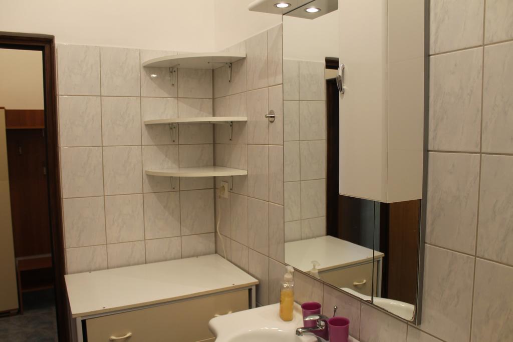 Apartment Nera Pula Buitenkant foto