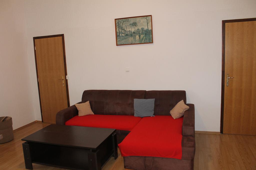 Apartment Nera Pula Buitenkant foto